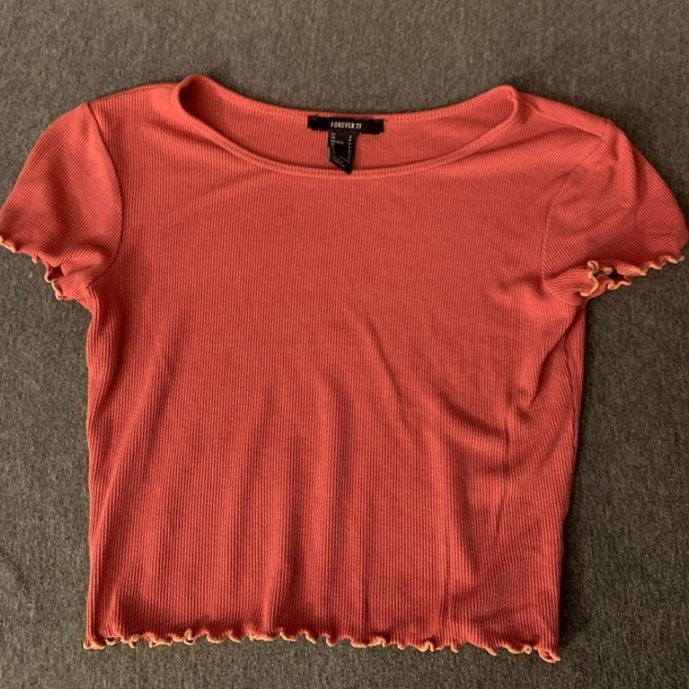 cropped tee
